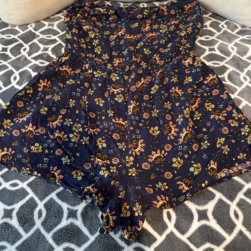 Floral romper cotton strapless navy